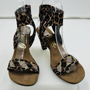 Onex Sandals Animal Print Rhinestone Strappy Heels Women's Sz 6 Side Zip Italy